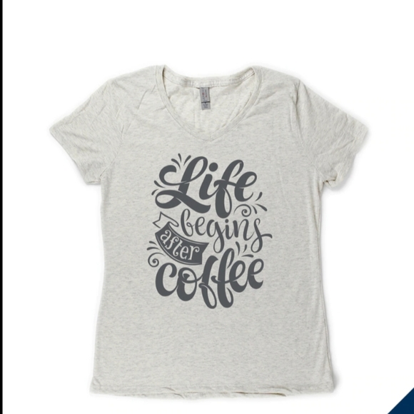 Jerzees Tops - 3/💥$25 🆕️Life begins after coffee shirt